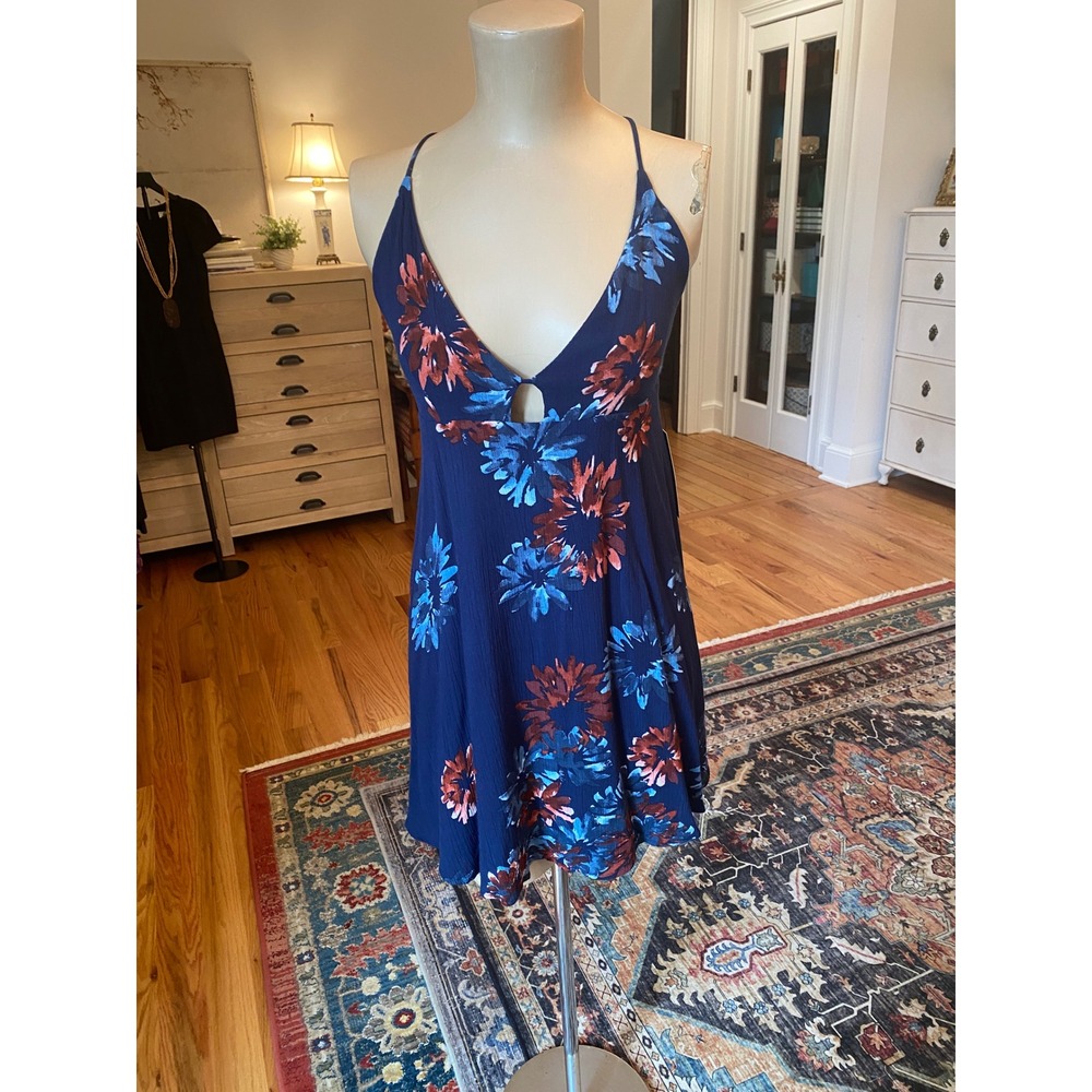 Lulus Navy Blue Floral Mini Dress V-Neck Keyhole Tie‎ Back Size Medium NEW